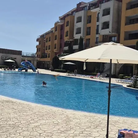 Daire Marina Cape Vacation Complex